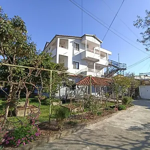villa-osmani-durres.albaniahotels.org/