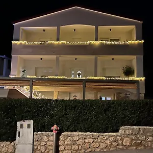 Apartment Tomeri, Starigrad Paklenica