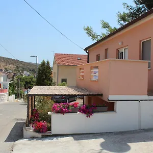 Luvi , Trogir Chorwacja