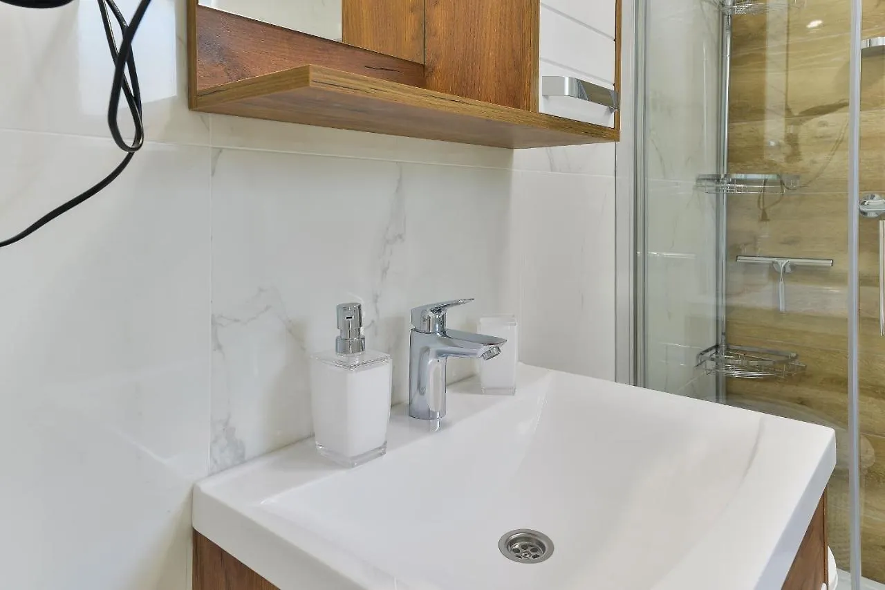 Cascada Villas With Private Jacuzzi And Private Parking Starigrad Paklenica